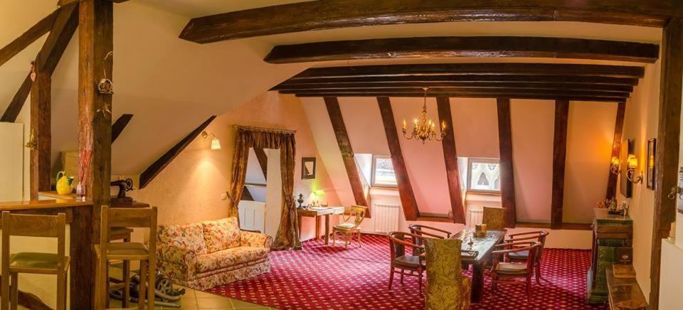 The Attic Daire Braşov Dış mekan fotoğraf